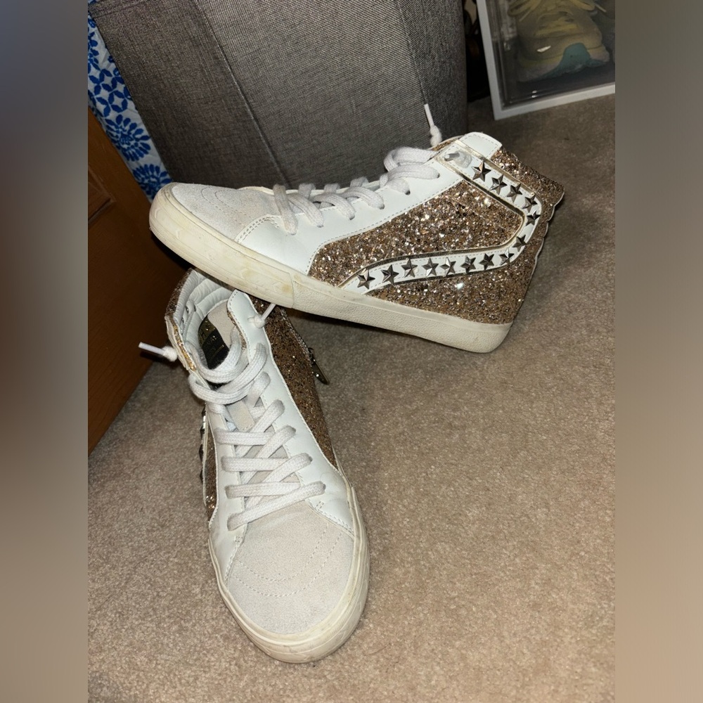 ShuShop Sneakers
